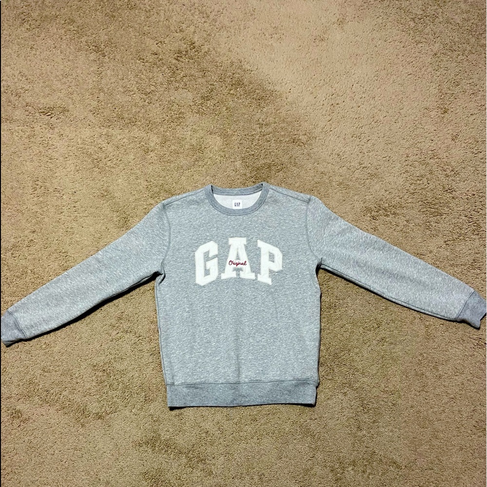 Gap crewneck